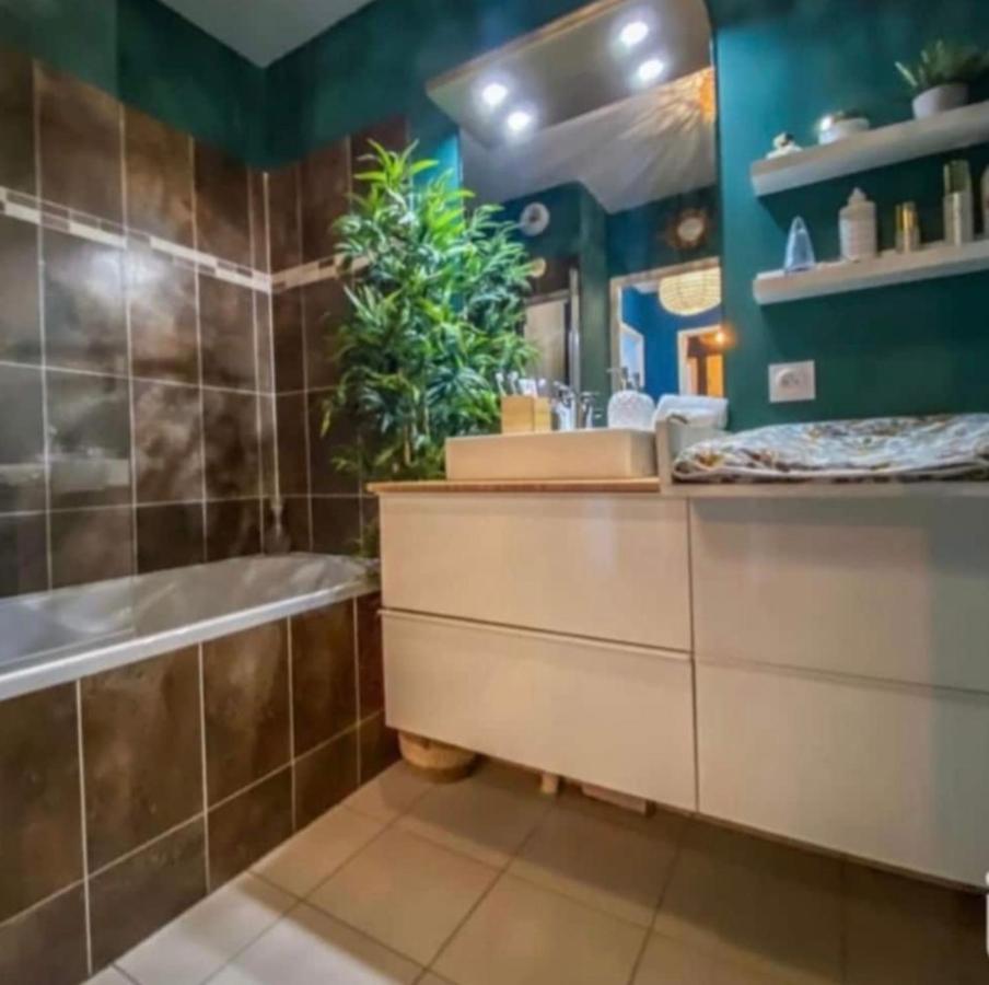 Ferienwohnung Logement Exceptionnel Avec Jardin Proche Disney Montévrain Exterior foto